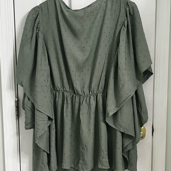Bloomchic boho olive green flowey baby doll shirt. Size 18- NWT - Picture 2 of 9